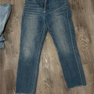 Madewell Women Straight Jeans in Faded Blue